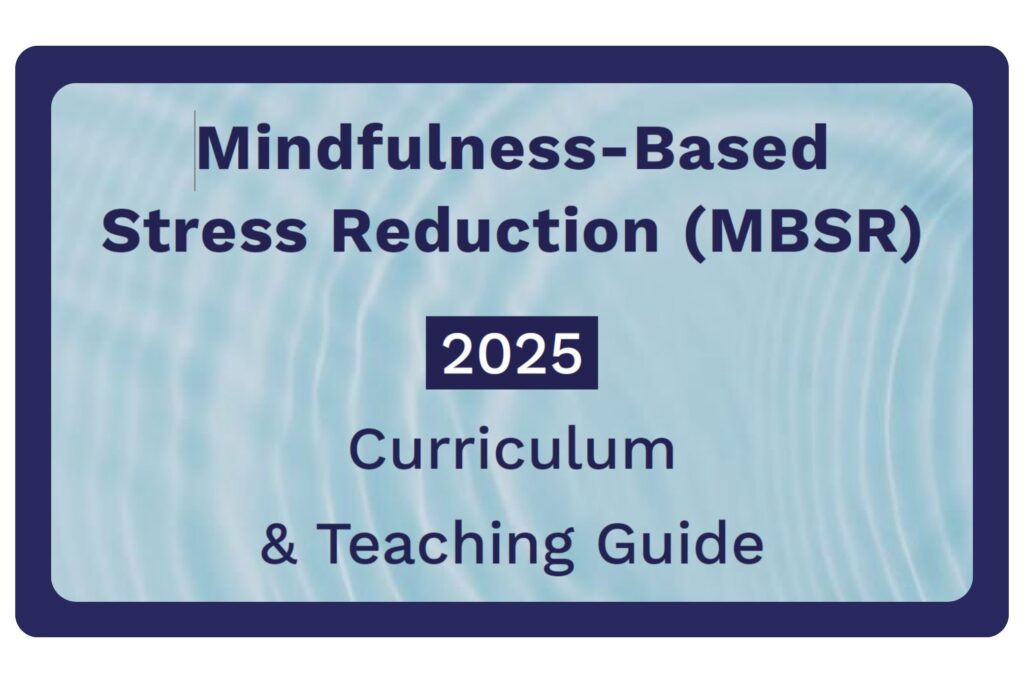 Couverture du nouveau curriculum MBSR 2025 publié par l’Université de Brown
